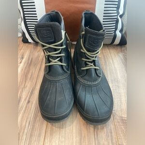 Ugg Boots Mens Size 13 Zetik Black Waterproof Lace Up Winter Short